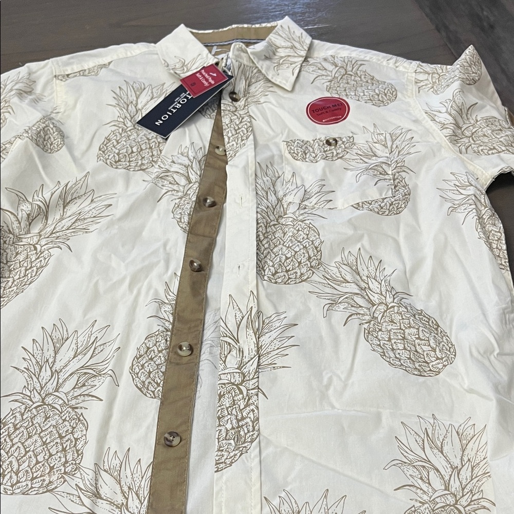 NWT! Brown & Cream Pineapple Print Casual Shirt. 10/12